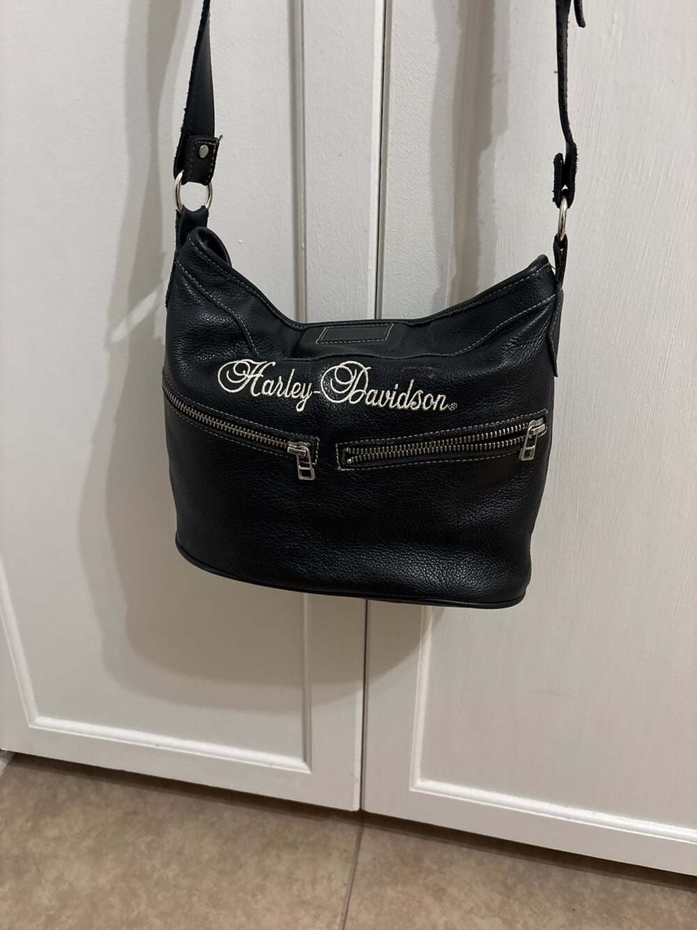 Harley-Davidson Black Pebbled Leather Crossbody Hobo Bag with Script Logo